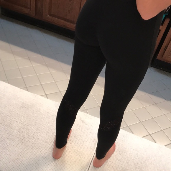 Express Cut out leggings - Picture 3 of 3